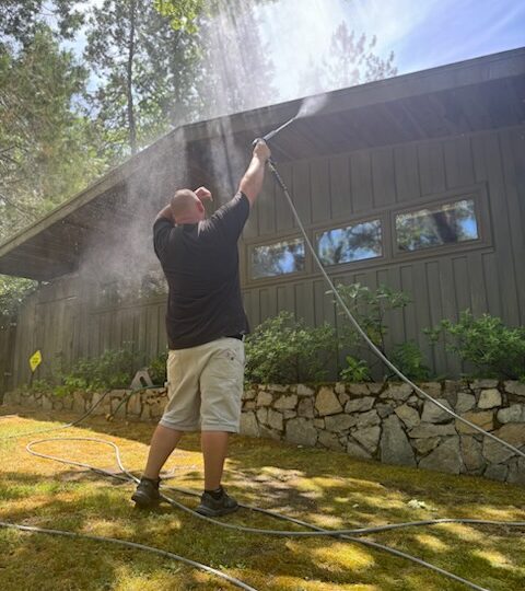 pressure washing house exterior
