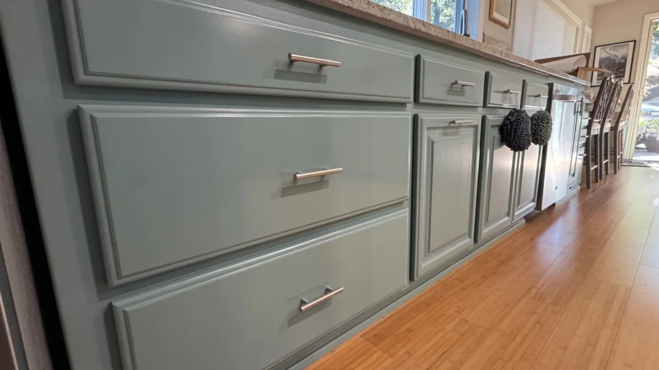 Cabinet Refinishing in Grants Pass